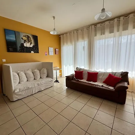 6 Du Moulin De Privatisable - 19 Personnes *